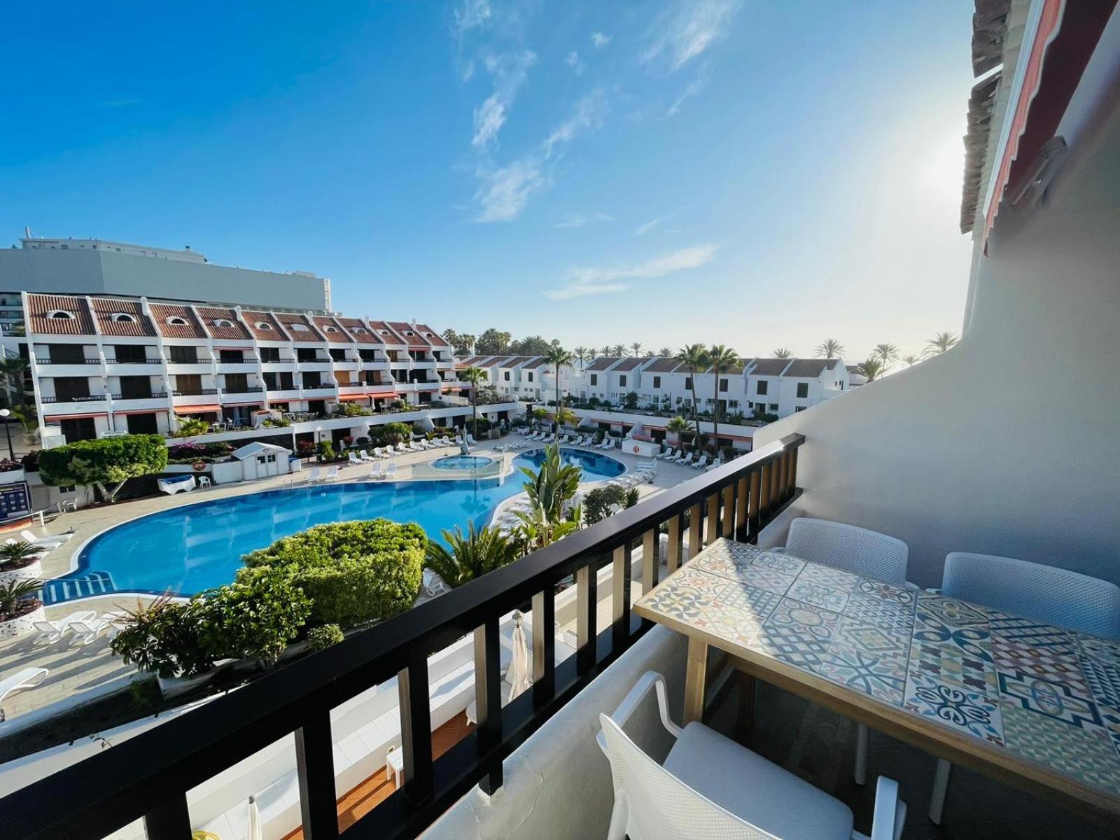 Duplex Michelle Parque Santiago I En Playa De Las Americas Exterior photo